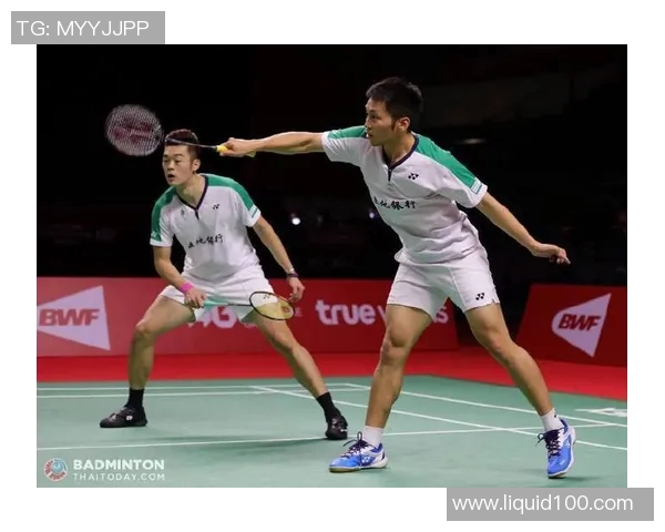 西安羽毛球队在大师赛中的默契配合与战术分析 西安羽毛球队在大师赛中的默契配合与战术分析